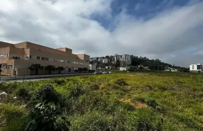 Terreno à venda no São Pedro, Juiz de Fora 