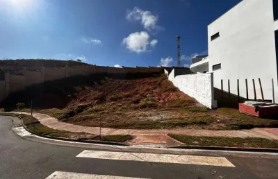 Terreno em condomínio fechado à venda no Salvaterra, Juiz de Fora 