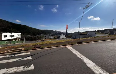 Terreno à venda no Salvaterra, Juiz de Fora 