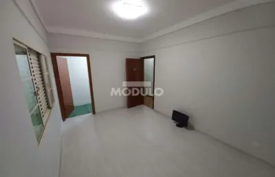 Sala comercial para alugar na Rua Quinze de Novembro, --, Fundinho, Uberlândia