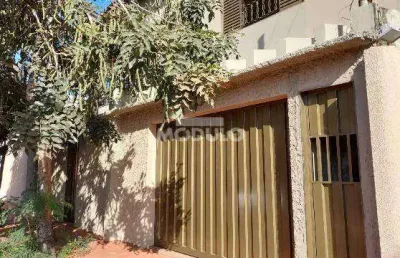 Casa residencial para locação no bairro santa mônica