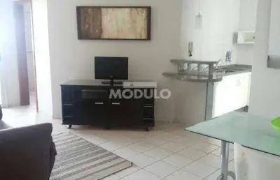 Apartamento com 1 quarto para alugar na Rua Corcovado, --, Copacabana, Uberlândia