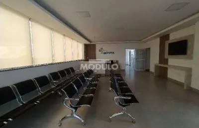 Sala para aluguel, 1 vaga, osvaldo rezende - uberlândia/mg
