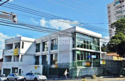 Prédio para alugar na Rua Duque de Caxias, --, Centro, Uberlândia