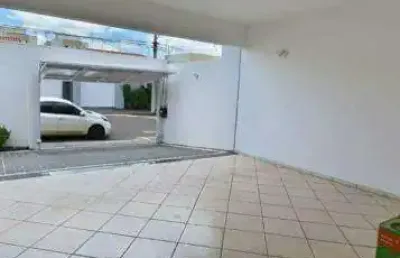 Casa residencial à venda, 2 quartos, 1 suíte, 3 vagas, segismundo pereira - uberlândia/mg