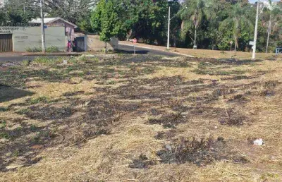 Terreno à venda na Rua Getúlio Vargas, --, Tabajaras, Uberlândia