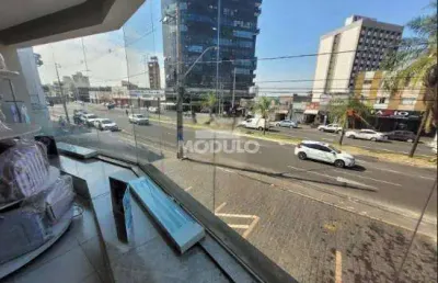 Casa para alugar na Avenida João Naves de Ávila, --, Centro, Uberlândia