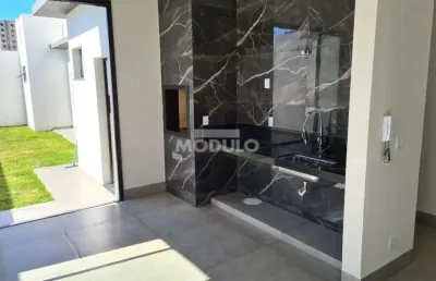 Casa com 3 quartos à venda na Rua Pigmento, --, Grand Ville, Uberlândia