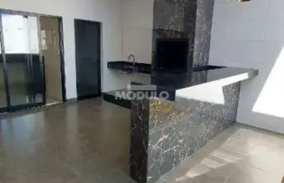 Exelente casa com fino acabamento em bosque dos buritis