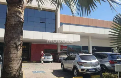 Casa para alugar na Avenida Nicomedes Alves dos Santos, --, Morada da Colina, Uberlândia
