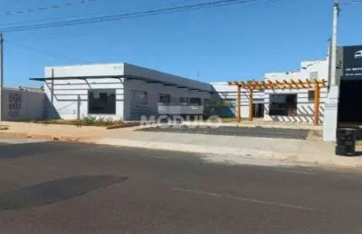 Ponto comercial para alugar na Avenida Wilson Rodrigues da Silva, --, Residencial Pequis, Uberlândia