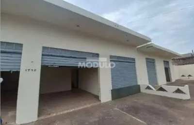 Ponto comercial para alugar na Avenida Cleanto Vieira Gonçalves, --, Santa Rosa, Uberlândia
