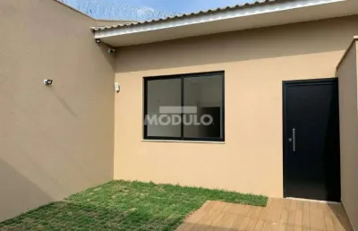 Casa residencial à venda, 2 quartos, 1 suíte, 1 vaga, santa rosa - uberlândia/mg