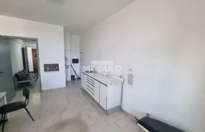 Sala comercial para alugar na Rua Coronel Antônio Alves Pereira, --, Centro, Uberlândia