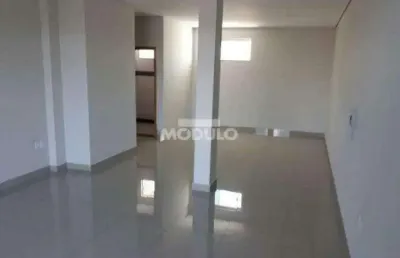 Sala comercial para locação no bairro luizote de freitas