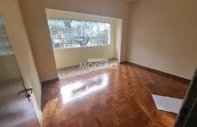 Sala comercial para locação no bairro osvaldo rezende
