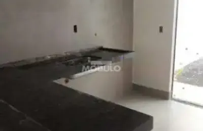 Casa com 3 quartos à venda na Rua Abelardo Penna, --, Laranjeiras, Uberlândia