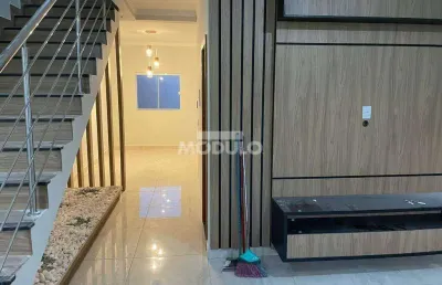Casa com 3 quartos à venda na Rua Oliva, --, Grand Ville, Uberlândia