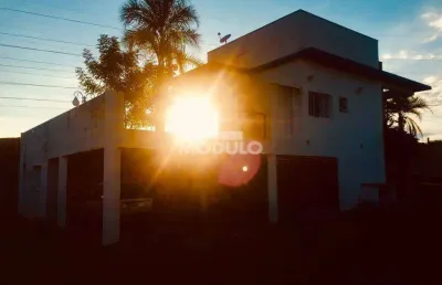 Casa com 1 quarto à venda na Alameda dos Republicanos, --, Jardim Inconfidência, Uberlândia
