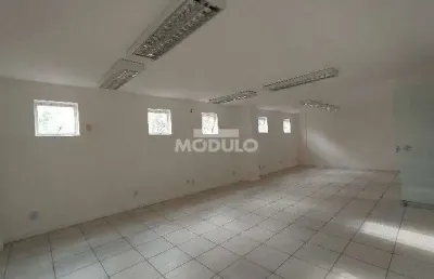 Sala à venda, 4 vagas, santa mônica - uberlândia/mg
