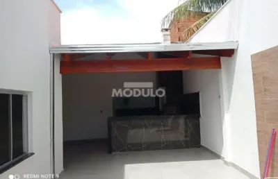 Casa com 4 quartos à venda na Rua Maria Abadia Silva, --, Jardim Brasília, Uberlândia