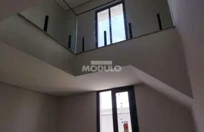Casa residencial à venda, 3 quartos, 3 suítes, 2 vagas, quinta alto umuarama - uberlândia/mg