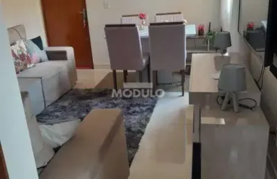 Apartamento com 2 quartos à venda na Avenida Imbaúba, --, Chácaras Tubalina e Quartel, Uberlândia