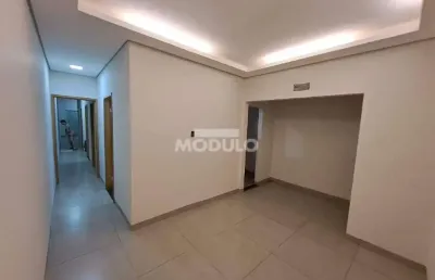 Casa com 3 quartos à venda na Rua Joaquim Rodrigues de Oliveira, --, Shopping Park, Uberlândia