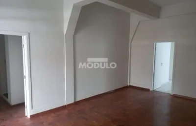 Apartamento residencial para locação no centro da cidade com 4 quartos