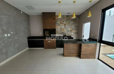 Casa residencial para locação no bairro nova uberlândia com 3 quartos