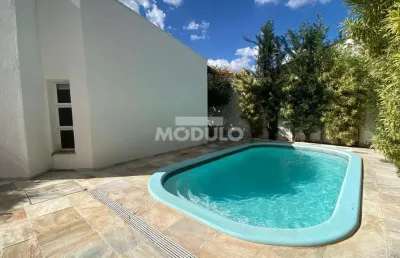 Casa residencial para locação bairro jardim karaiba