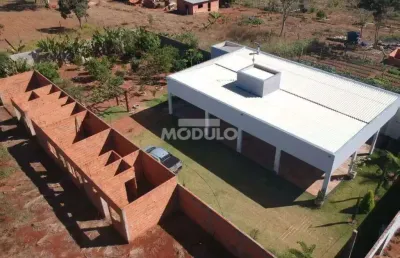 Chácara / sítio com 3 quartos à venda na Área Rural, --, Área Rural de Uberlândia, Uberlândia