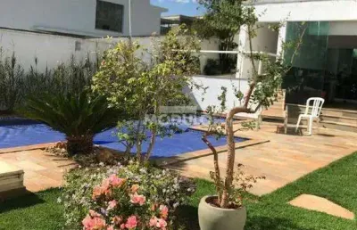 Casa em condomínio fechado com 4 quartos à venda na Rua da Carioca, --, Morada da Colina, Uberlândia