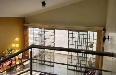 Excelente casa no saraiva otimo para ponto comercial