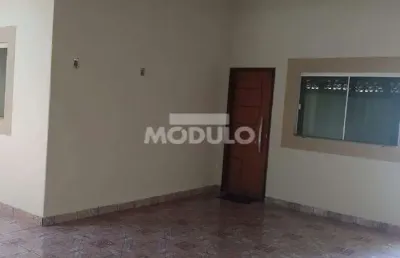 Casa residencial à venda, 3 quartos, 1 suíte, 2 vagas, jardim das palmeiras - uberlândia/mg