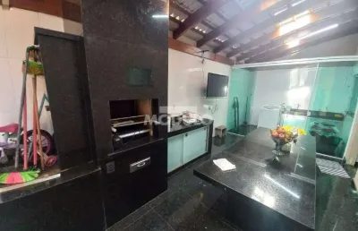 Casa residencial para locação no bairro luizote de freitas.
