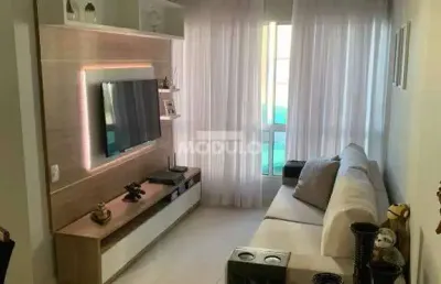 Apartamento com 2 quartos à venda na Alameda José de Oliveira Guimarães, --, Jardim Holanda, Uberlândia