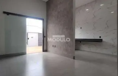 Casa residencial à venda, 3 quartos, 1 suíte, 2 vagas, jardim brasília - uberlândia/mg
