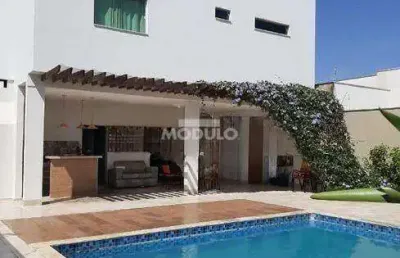 Casa residencial para locação, bairro jardim karaiba