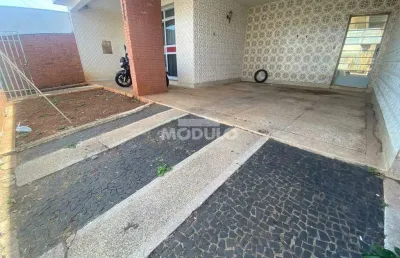 Casa residencial à venda, 3 quartos, 1 suíte, 3 vagas, osvaldo rezende - uberlândia/mg