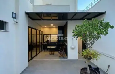 Casa residencial à venda, 3 quartos, 3 suítes, 3 vagas, vigilato pereira - uberlândia/mg