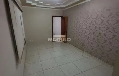 Casa residencial à venda, 3 quartos, 1 suíte, 3 vagas, jardim patricia - uberlândia/mg