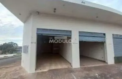 Sala comercial para alugar na Avenida Cleanto Vieira Gonçalves, --, Santa Rosa, Uberlândia