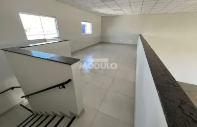 Galpão/depósito/barracão à venda, 2 vagas, loteamento monte hebron - uberlândia/mg