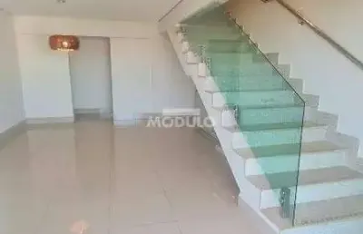 Cobertura duplex à venda, 3 quartos, 1 suíte, 3 vagas, vigilato pereira - uberlândia/mg