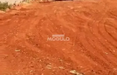 Terreno à venda na Rua das Gaivotas, --, Cidade Jardim, Uberlândia