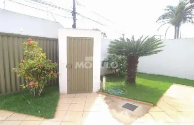 Casa residencial à venda, 3 quartos, 1 suíte, 4 vagas, cidade jardim - uberlândia/mg