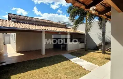 Casa com 3 quartos à venda na Rua João Evangelista, --, Maravilha, Uberlândia