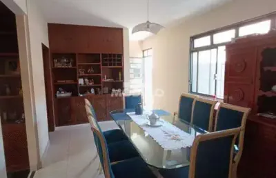 Oportunidade imperdível: linda casa à venda no bairro aparecida!