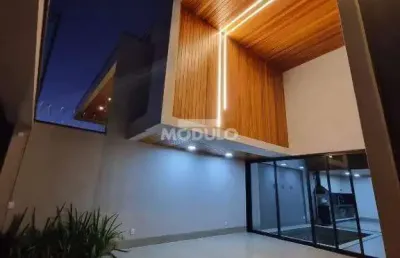Casa residencial à venda, 3 quartos, 3 suítes, 3 vagas, grand ville - uberlândia/mg